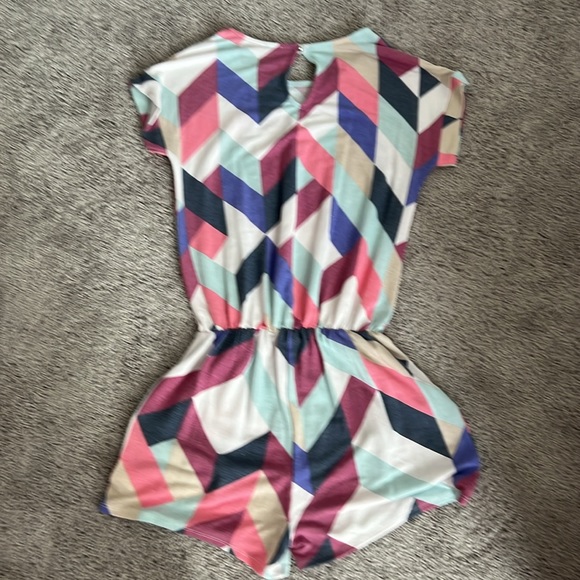 12PM Mon Ami Multicolor Romper NWT - Picture 7 of 9